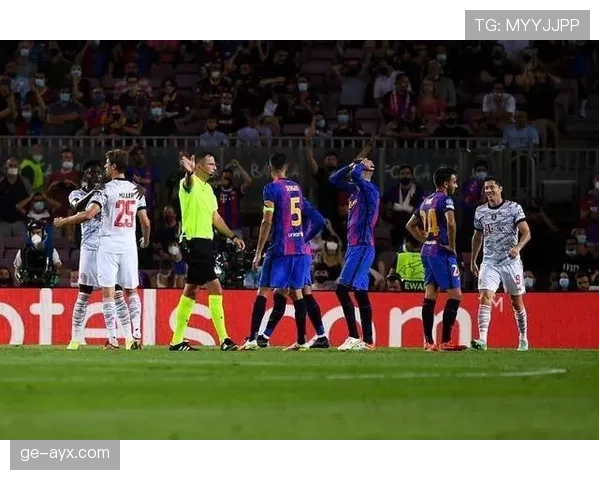 佩德里 vs 加维：巴萨未来中场核心结构与战术适配差异探讨